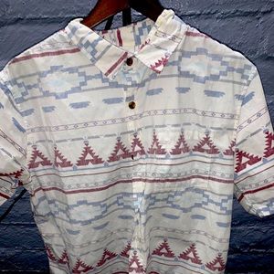 Short sleeve patterned button down